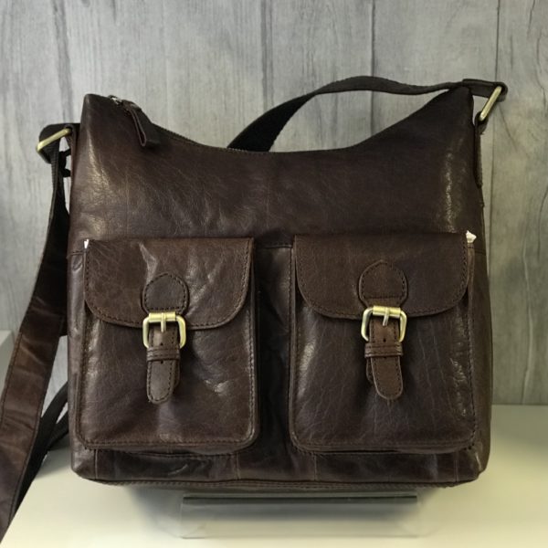 leather tote bag with two front pockets